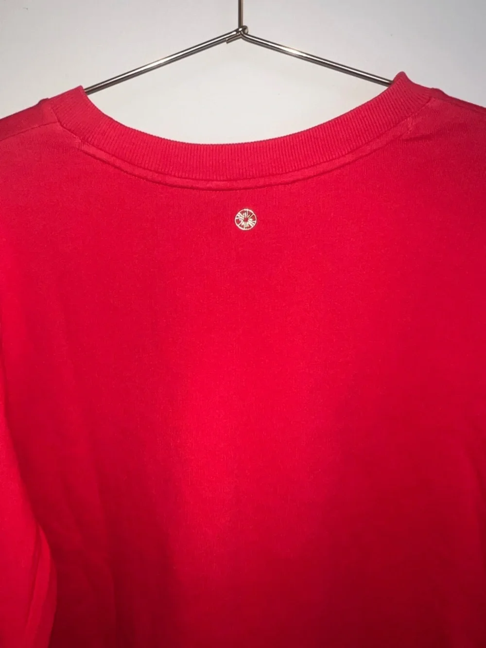 Lilly Pulitzer Cheers Pearl Beaded Crewneck Sweatshirt Red Size Medium - Picture 9 of 12